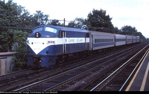 ronkonkoma trains